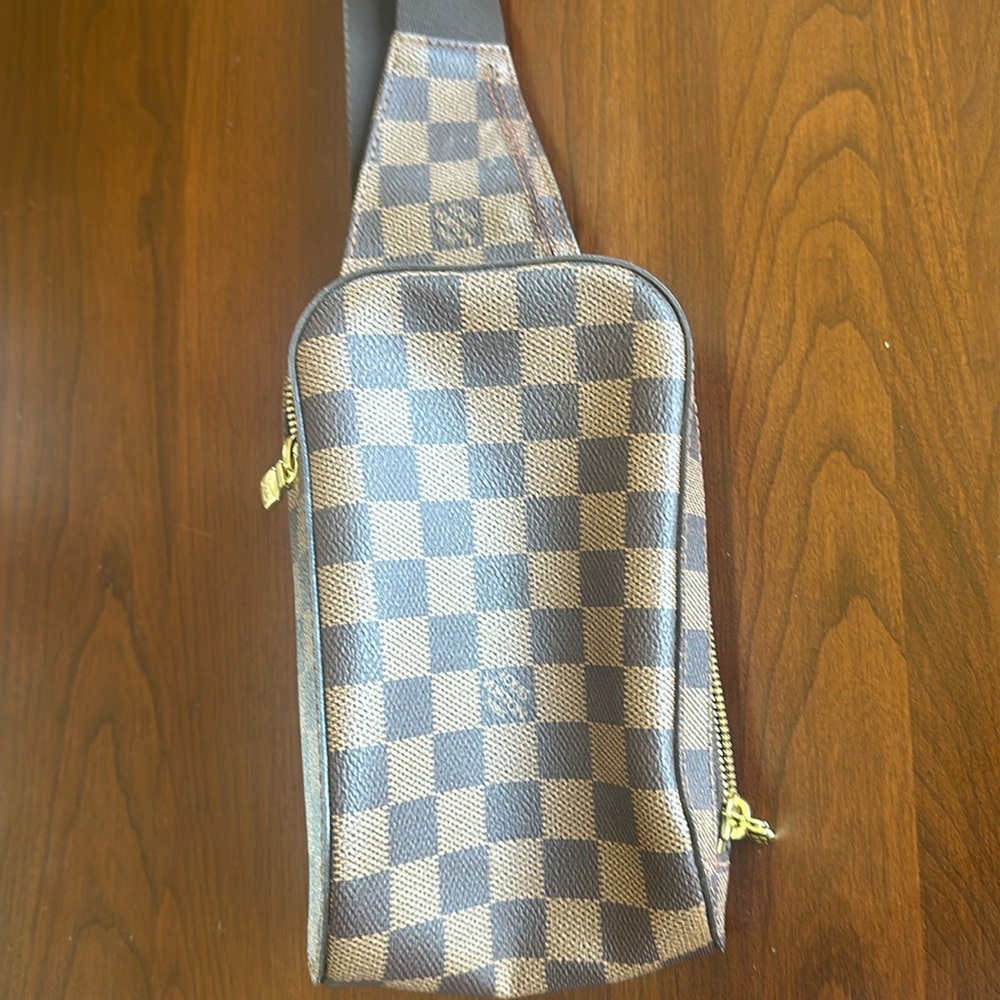Louis Vuitton Damier Geronimos Sling Bag